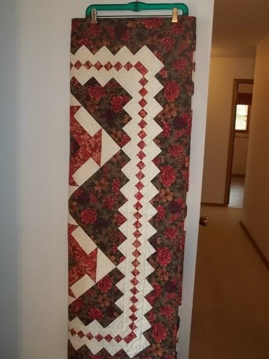 hand made quilt by Marlene Howe