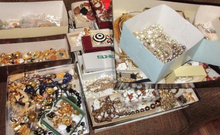 vintage costume jewelry