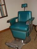 Kochs Barber Chair 1964 hydraulic