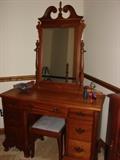 Kling Factories Manville, NY Dressing table with mirror attached in back Beautiful condition.