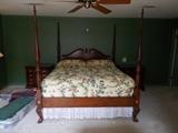 4 Poster King Size Bed - Box Springs/Mattress, Comforter, 2 Pillows, & Shams STONELEIGH Mahogany (1924-1984) - 60th Anniversary Commemorative Collection - Stanley Furniture Company - ABSOLUTELY GORGEOUS!!!!!!!!!!!!!