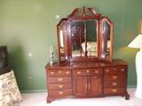 STONELEIGH Mahogany Dresser with Triple Vanity Like Mirror - 12 Drawers - GORGEOUS!!!