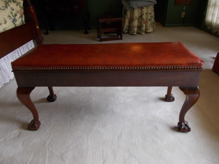 Mahogany Bench with Leather Top - Bench Seat Lifts for Storage - BEAUTIFUL!!!!! Great Piece to Place at End of Bed!!!
