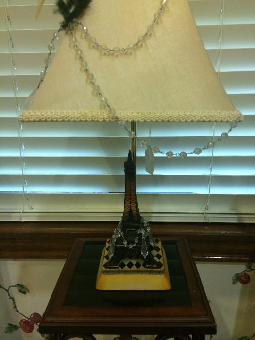 Eiffel Tower lamp