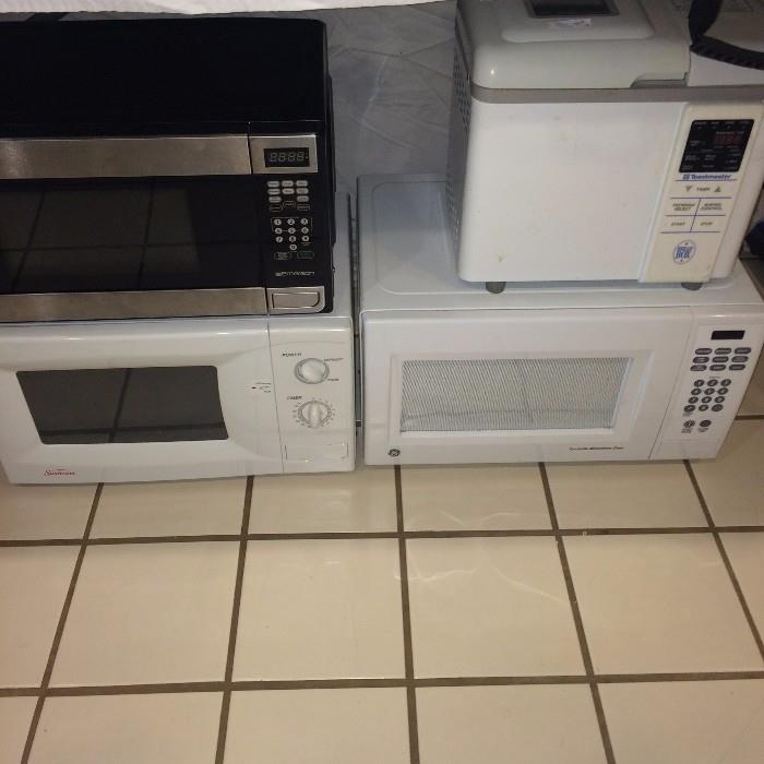 Microwave ovens