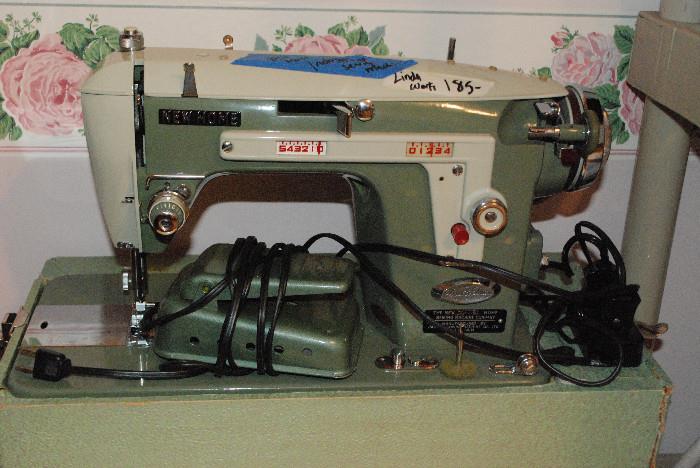 new home-commercial all metal sewing machine-for the serious quilter or sewer-