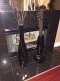 LARGE BLACK VASES WITH FLOWERS // HOME DECOR'