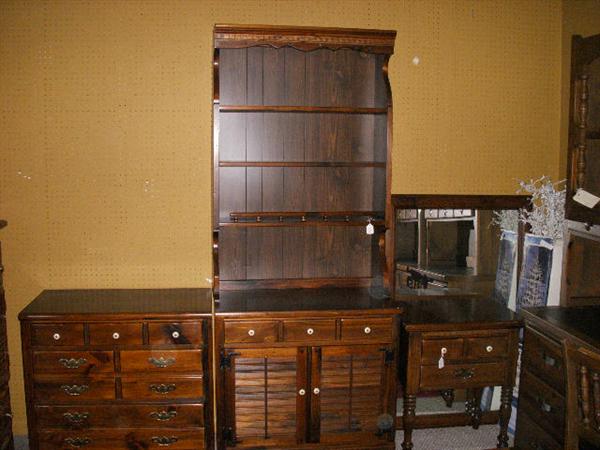 "Ethan Allen Custom Pine Collection" set/or seperate pieces available at Sugarplums Shop 1015 E 31st St, LaGrange Pk 60526