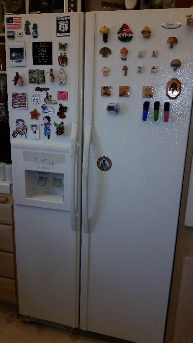 Whirlpool "Gold" side by side refrigerator.  Magnets.