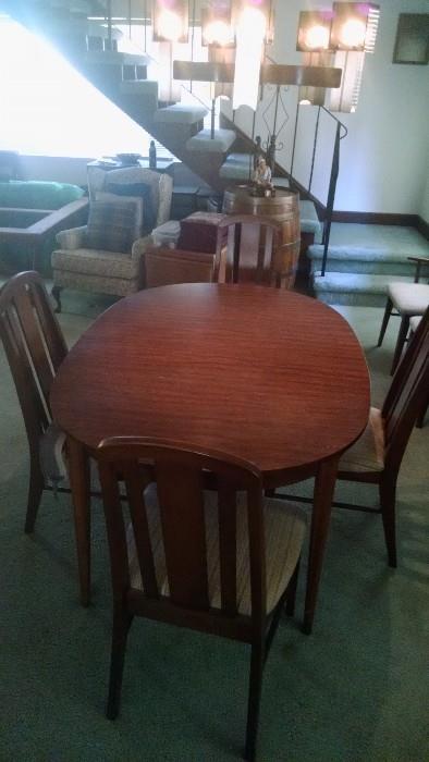 Vintage table and 6 chairs mid century?  200 set