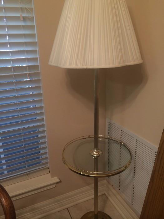 Floor lamp/table