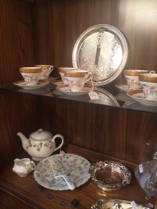 "Sutherland" English bone china cups & saucers