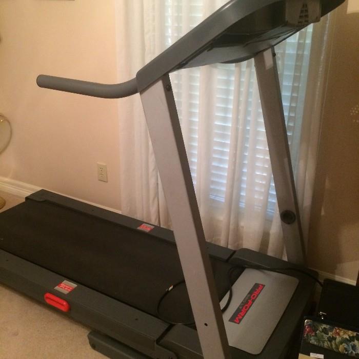 Pro-Form 590 LT Treadmill