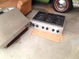 Monogram hood and range burner gaz 6 burner like new