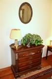 4-drawer chest, vintage mirror, and home decor