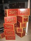 Stroh's beer case