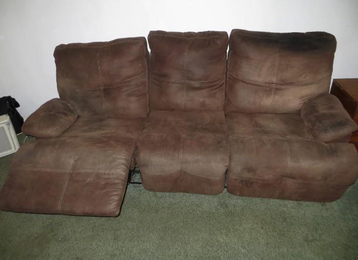 Double reclining couch