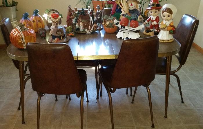 1 of 2 Kitchen Table and Chairs