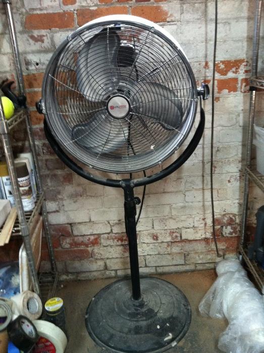 Large room fan