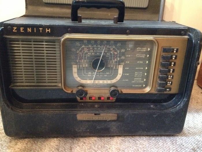 1950s Zenith Wave Radio - 2 in working condition