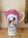Portrait Chocolate Pot
