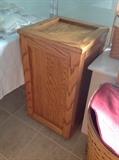 Solid Oak Laundry Hamper/Trash Can w/ Hinged Lid