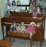 Small Spinet piano & dolls