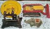 Old Germany Red Riding Hood plate & toys