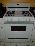 Hotpoint Gas Range, works well