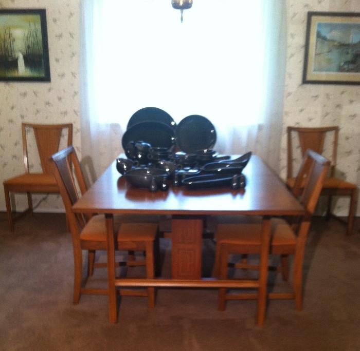 DINING TABLE & 6 CHAIRS BY DIXIE FURNITURE CO CONTEMPOARY LINE