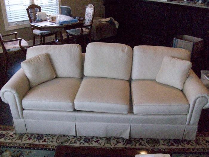  Woodmark Stanton-Cooper off white sofa/couch great condition