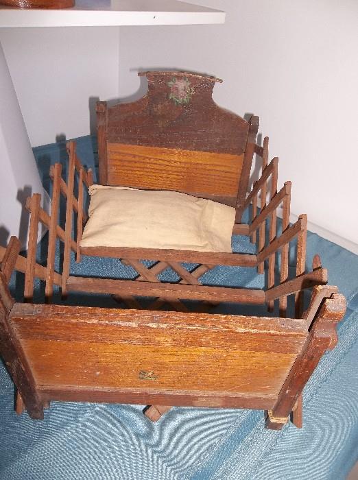 Antique CF Fenner c.1890 doll bed