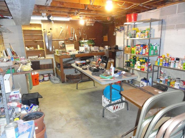 hand tools, yard and garden supplies, card table and chairs, workbench, vice