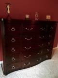 Triple size dresser