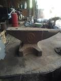 100# Vulcan anvil good condition
