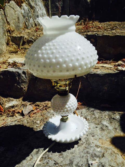 Hobnail Lamp