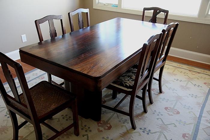 Beautiful 1930s Rosewood dining table + six art deco era dining chairs