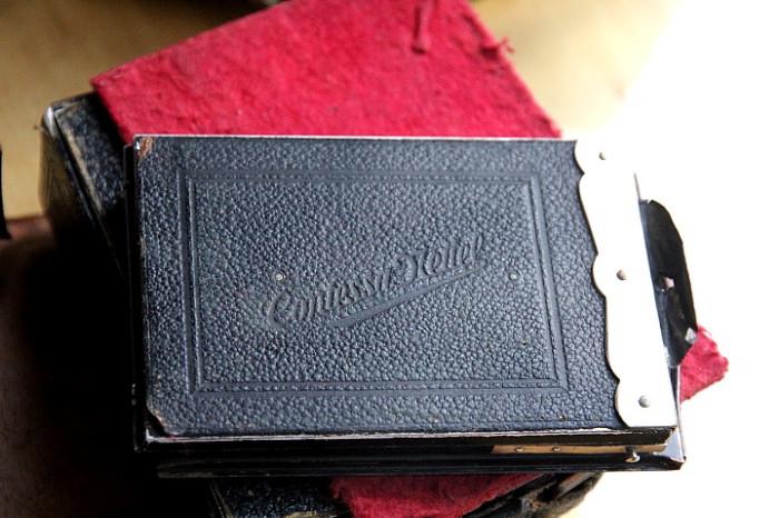 antique Contessa camera