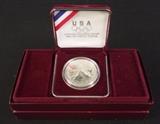 United States Mint 1988 Olympic $1 Coin in Box, Collectibles, Sports, Coins
