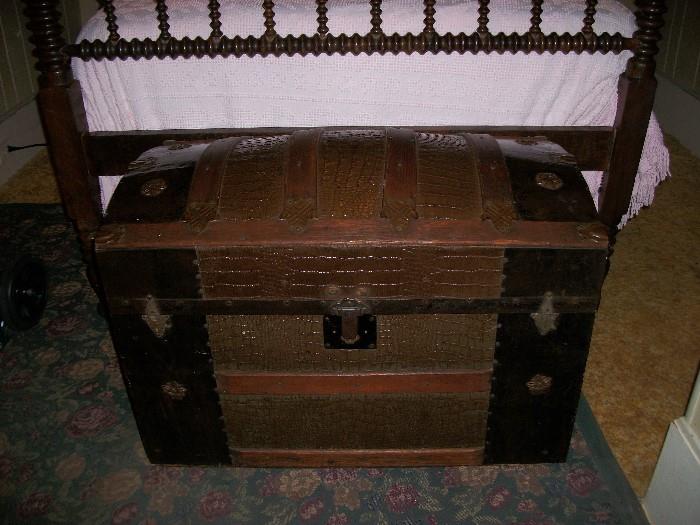 Gorgeous Trunk dated 1892