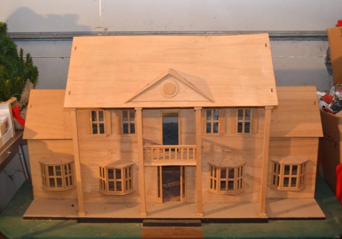 Great Vintage Doll House (Quite Large!)
