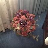 silk flower arrangement 