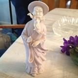 Chinese porcelain statute