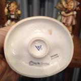 marking on one of the Hummels