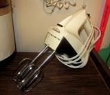 Sunbeam hand mixer