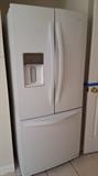 2014 WHITE Whirlpool French Door, Gallery Style Refrigerator