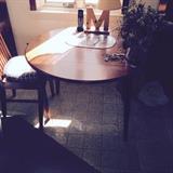 table and chair sets in great condition RETRO