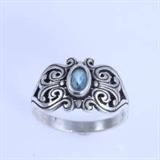 Estate James Avery sterling silver blue topaz swirl ring: size 8 1/2, 4.1 gms