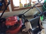 Toro working lawn mower