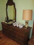 DRESSER, LAMP